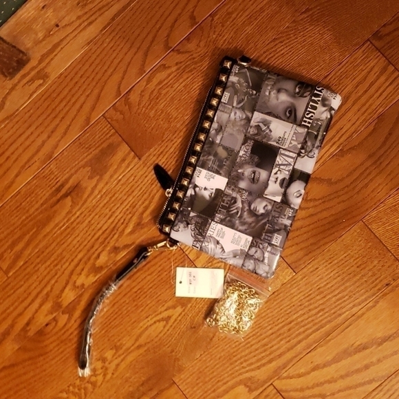 WRISTLET with studs and gold crossbody chain. NEW - Picture 1 of 7